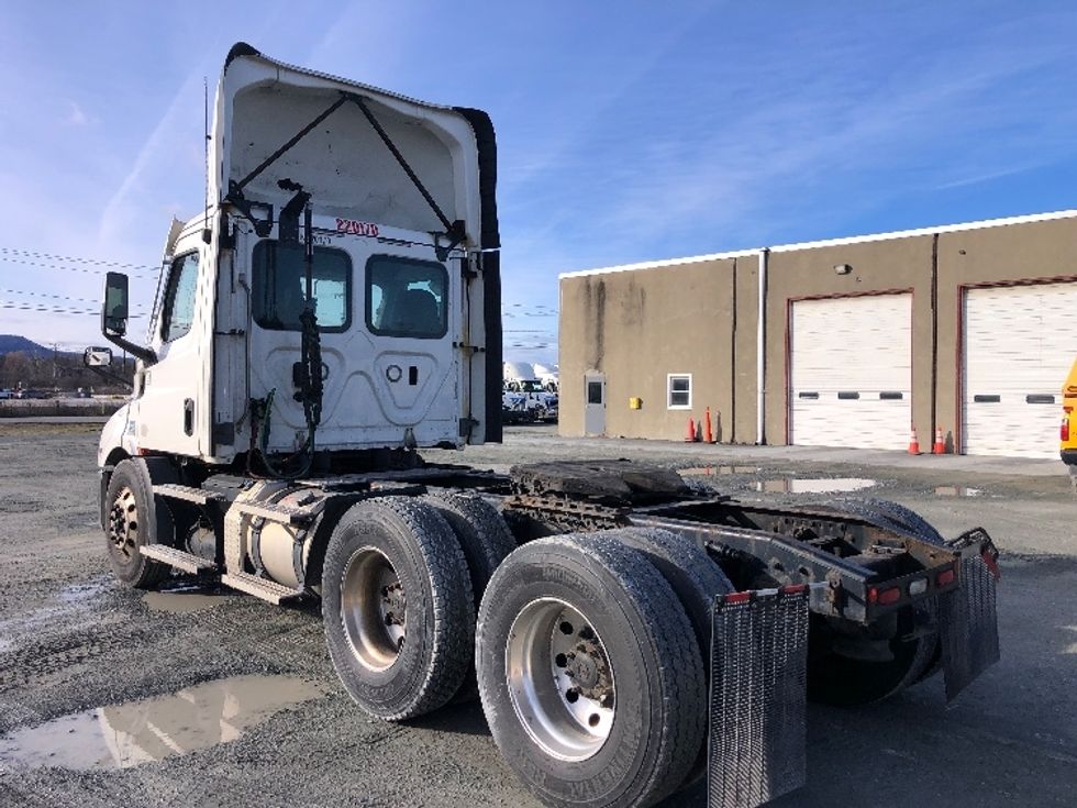 Day Cab Tractor-Heavy Duty Tractors-Freightliner-2021-T11664ST-Guilderland Center-NY-340,542\n\t\tmiles-$ 57,500 - Image 5