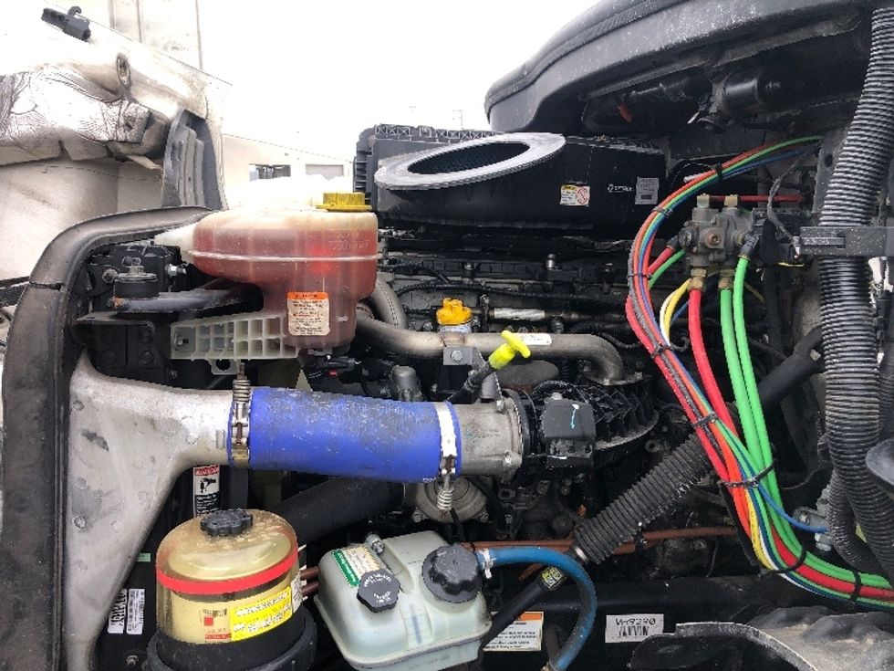 Day Cab Tractor-Heavy Duty Tractors-Freightliner-2021-T11664ST-Guilderland Center-NY-413,836\n\t\tmiles-$ 47,250 - Image 16