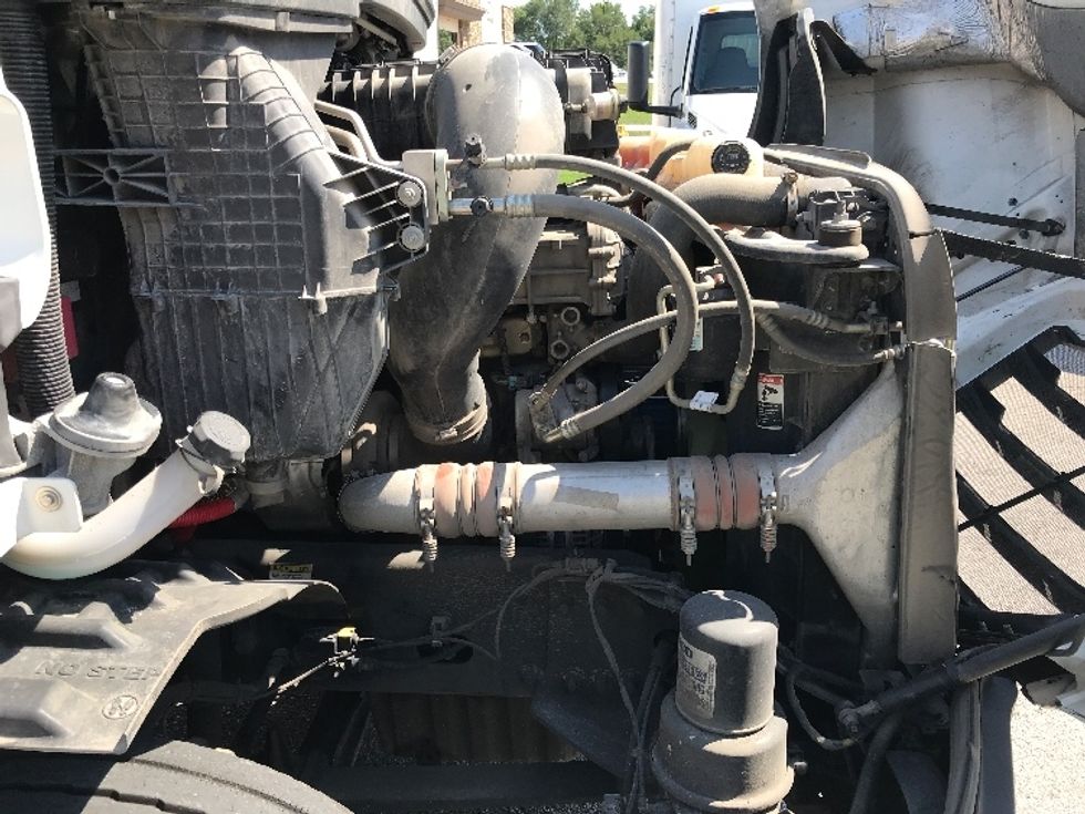 Day Cab Tractor-Heavy Duty Tractors-Freightliner-2021-T11664ST-Kansas City-MO-285,345\n\t\tmiles-$ 62,000 - Image 15
