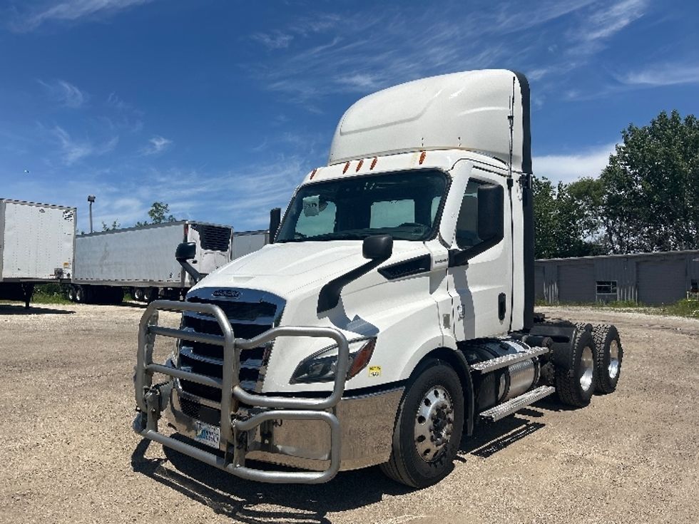 Day Cab Tractor-Heavy Duty Tractors-Freightliner-2021-T11664ST-La Porte-IN-595,760\n\t\tmiles-$ 29,500 - Image 3