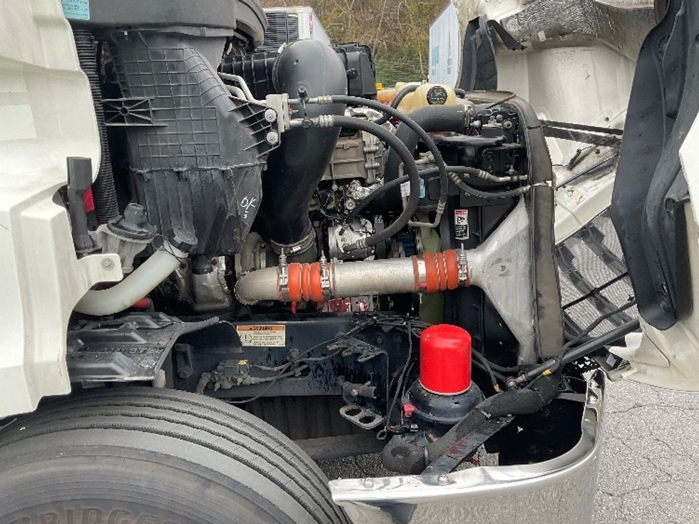 Day Cab Tractor-Heavy Duty Tractors-Freightliner-2021-T11664ST-Little Rock-AR-530,590\n\t\tmiles-$ 45,000 - Image 15