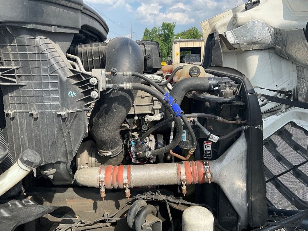 Day Cab Tractor-Heavy Duty Tractors-Freightliner-2021-T11664ST-Manassas-VA-404,450\n\t\tmiles-$ 51,250 - Image 15