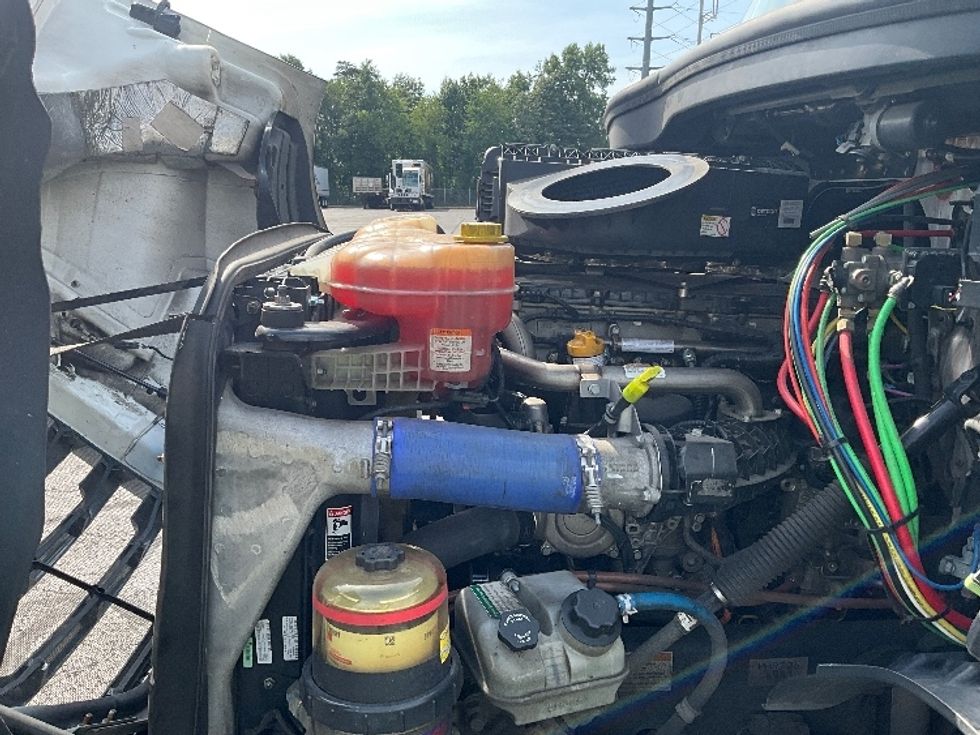 Day Cab Tractor-Heavy Duty Tractors-Freightliner-2021-T11664ST-Manassas-VA-404,450\n\t\tmiles-$ 51,250 - Image 16
