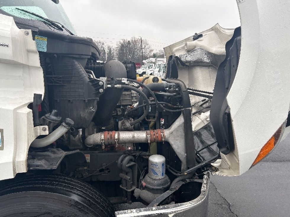 Day Cab Tractor-Heavy Duty Tractors-Freightliner-2021-T11664ST-Monmouth Junction-NJ-268,974\n\t\tmiles-$ 60,500 - Image 15