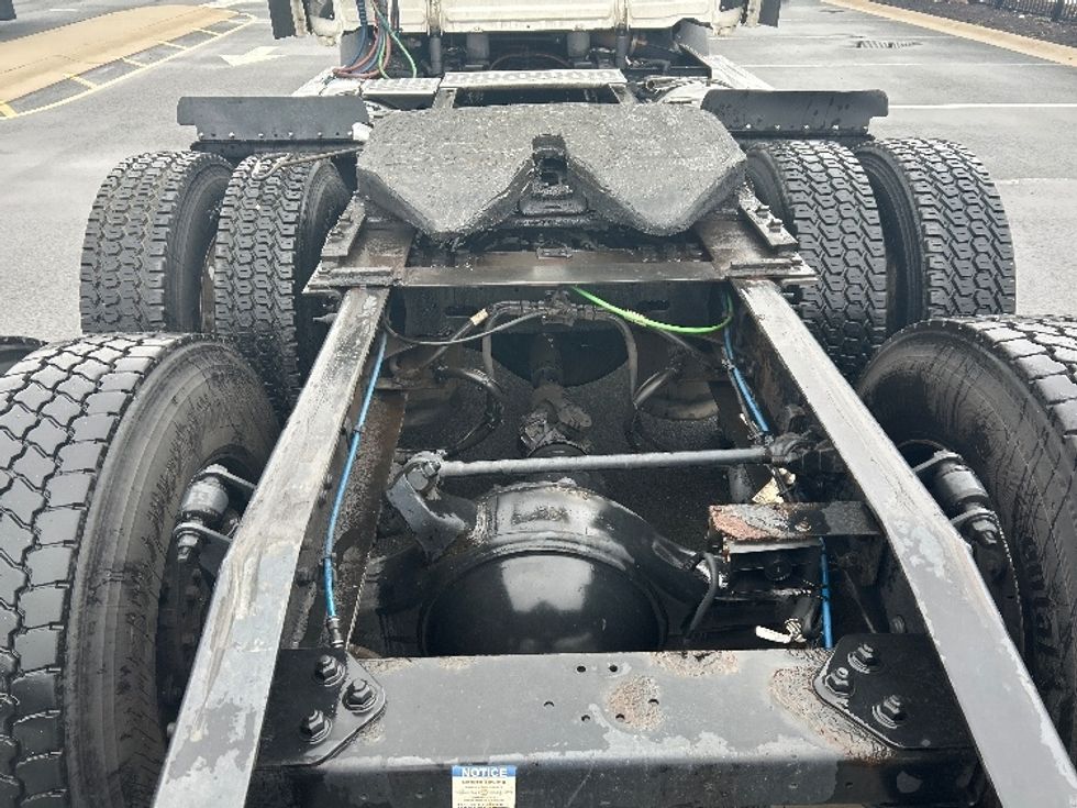 Day Cab Tractor-Heavy Duty Tractors-Freightliner-2021-T11664ST-Monmouth Junction-NJ-268,974\n\t\tmiles-$ 60,500 - Image 6