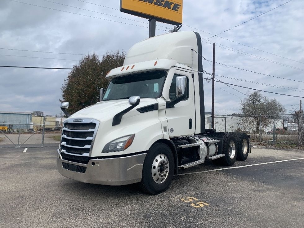 Day Cab Tractor-Heavy Duty Tractors-Freightliner-2021-T11664ST-Nashville (Mount Juliet)-TN-580,909\n\t\tmiles-$ 38,500 - Image 3
