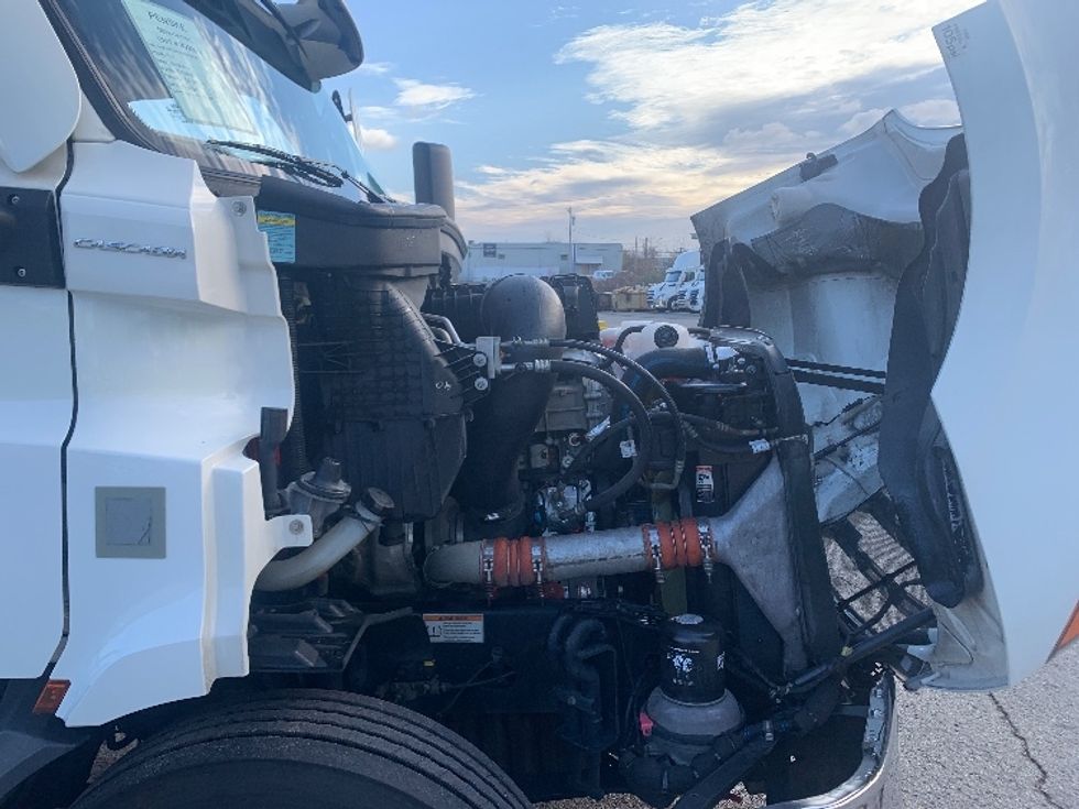 Day Cab Tractor-Heavy Duty Tractors-Freightliner-2021-T11664ST-Nashville (Mount Juliet)-TN-612,562\n\t\tmiles-$ 29,000 - Image 15