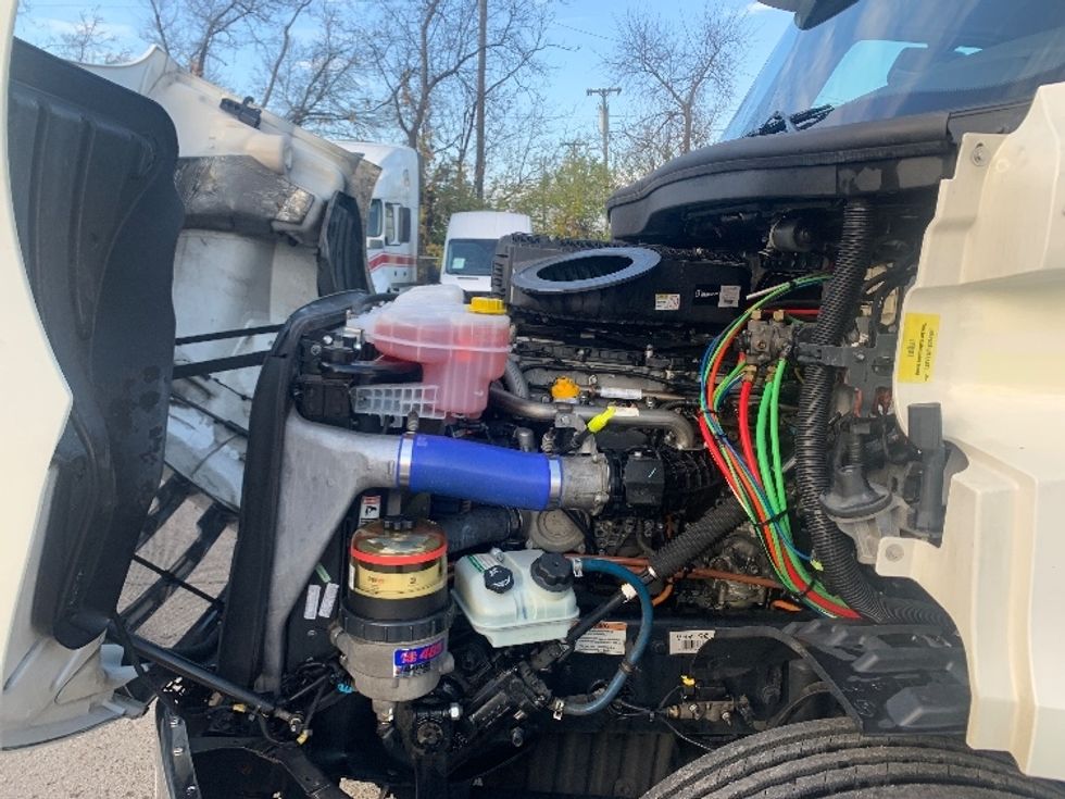 Day Cab Tractor-Heavy Duty Tractors-Freightliner-2021-T11664ST-Nashville (Mount Juliet)-TN-612,562\n\t\tmiles-$ 29,000 - Image 16