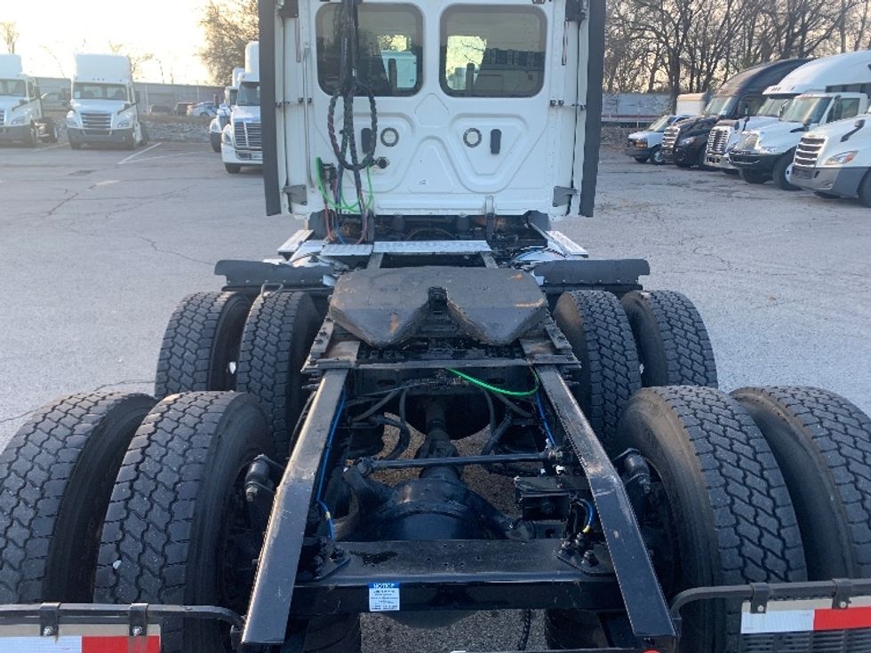 Day Cab Tractor-Heavy Duty Tractors-Freightliner-2021-T11664ST-Nashville (Mount Juliet)-TN-612,562\n\t\tmiles-$ 29,000 - Image 6