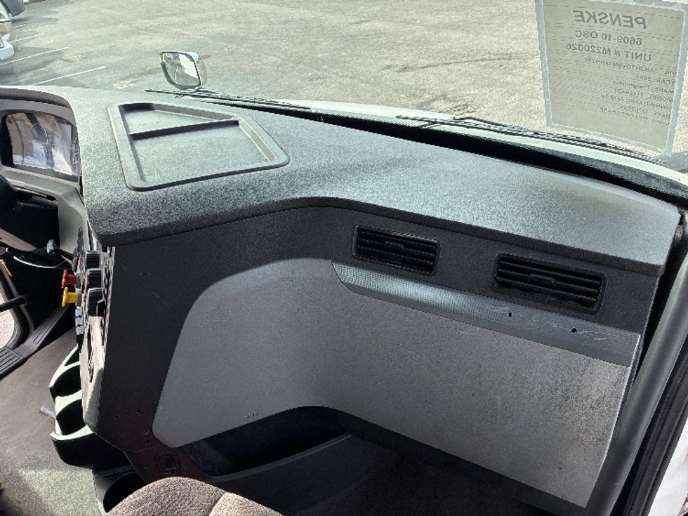 Day Cab Tractor-Heavy Duty Tractors-Freightliner-2021-T11664ST-Nashville (Mount Juliet)-TN-687,469\n\t\tmiles-$ 29,000 - Image 13