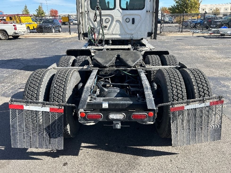 Day Cab Tractor-Heavy Duty Tractors-Freightliner-2021-T11664ST-Oklahoma City-OK-341,229\n\t\tmiles-$ 65,500 - Image 6