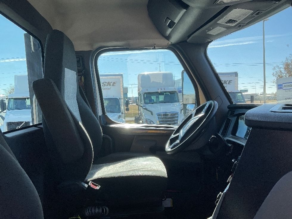 Day Cab Tractor-Heavy Duty Tractors-Freightliner-2021-T11664ST-Oklahoma City-OK-523,303\n\t\tmiles-$ 46,500 - Image 14