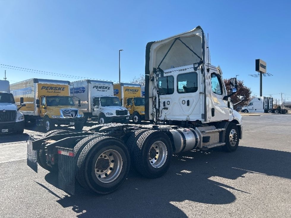 Day Cab Tractor-Heavy Duty Tractors-Freightliner-2021-T11664ST-Oklahoma City-OK-523,303\n\t\tmiles-$ 46,500 - Image 7