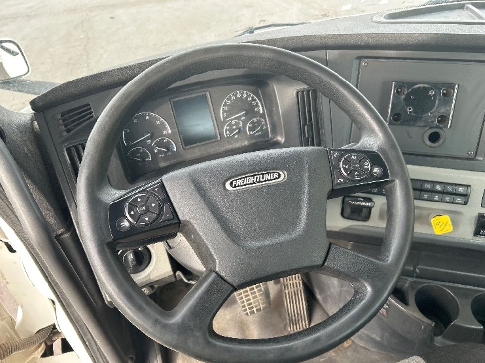 Day Cab Tractor-Heavy Duty Tractors-Freightliner-2021-T11664ST-Oklahoma City-OK-600,018\n\t\tmiles-$ 38,000 - Image 10