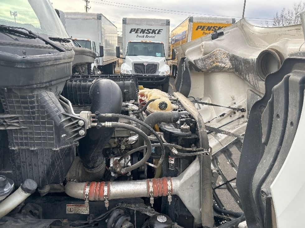 Day Cab Tractor-Heavy Duty Tractors-Freightliner-2021-T11664ST-Oklahoma City-OK-600,018\n\t\tmiles-$ 38,000 - Image 15