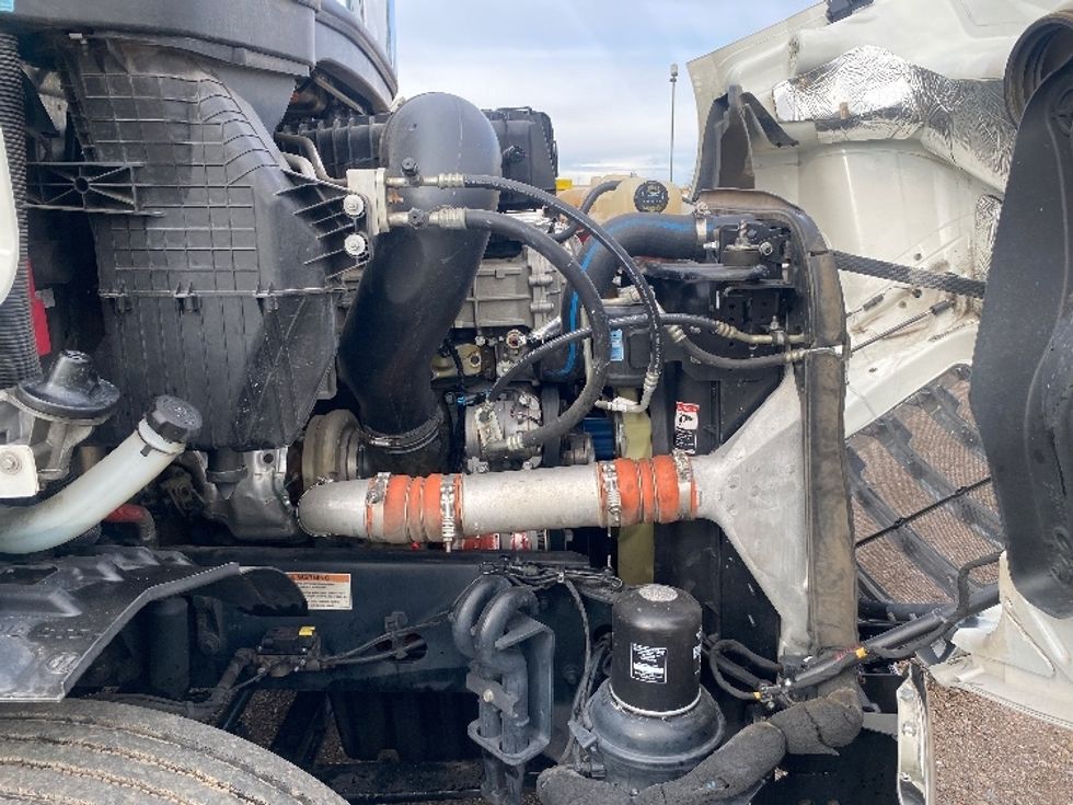 Day Cab Tractor-Heavy Duty Tractors-Freightliner-2021-T11664ST-Phoenix-AZ-343,589\n\t\tmiles-$ 62,500 - Image 15