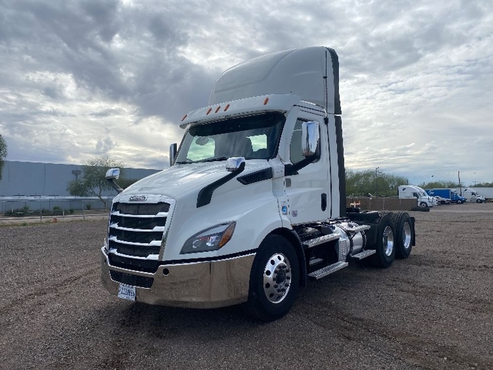 Day Cab Tractor-Heavy Duty Tractors-Freightliner-2021-T11664ST-Phoenix-AZ-343,589\n\t\tmiles-$ 62,500 - Image 3
