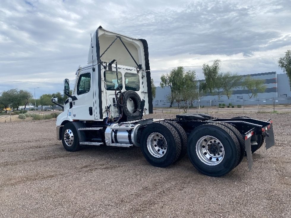 Day Cab Tractor-Heavy Duty Tractors-Freightliner-2021-T11664ST-Phoenix-AZ-343,589\n\t\tmiles-$ 62,500 - Image 5