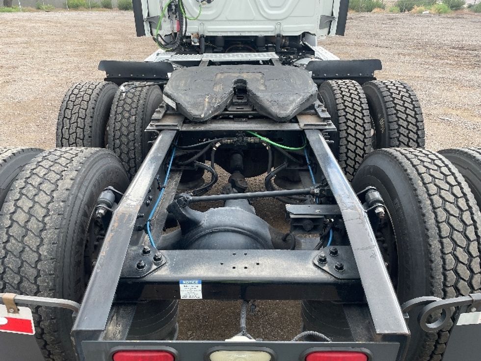 Day Cab Tractor-Heavy Duty Tractors-Freightliner-2021-T11664ST-Phoenix-AZ-415,149\n\t\tmiles-$ 55,500 - Image 6