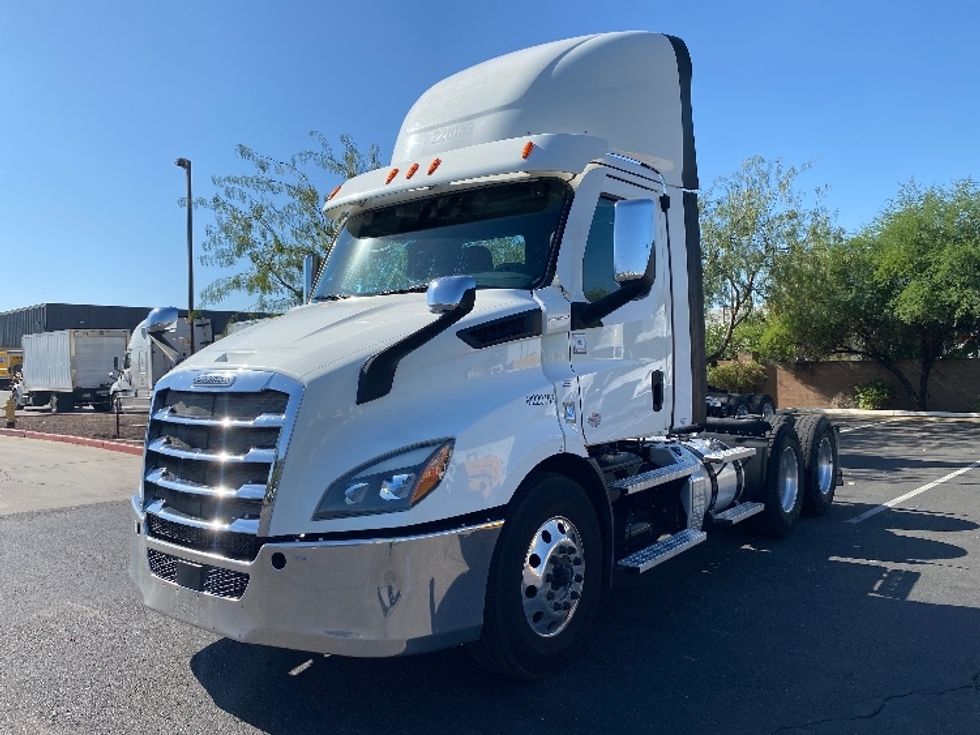 Day Cab Tractor-Heavy Duty Tractors-Freightliner-2021-T11664ST-Phoenix-AZ-427,498\n\t\tmiles-$ 54,250 - Image 3