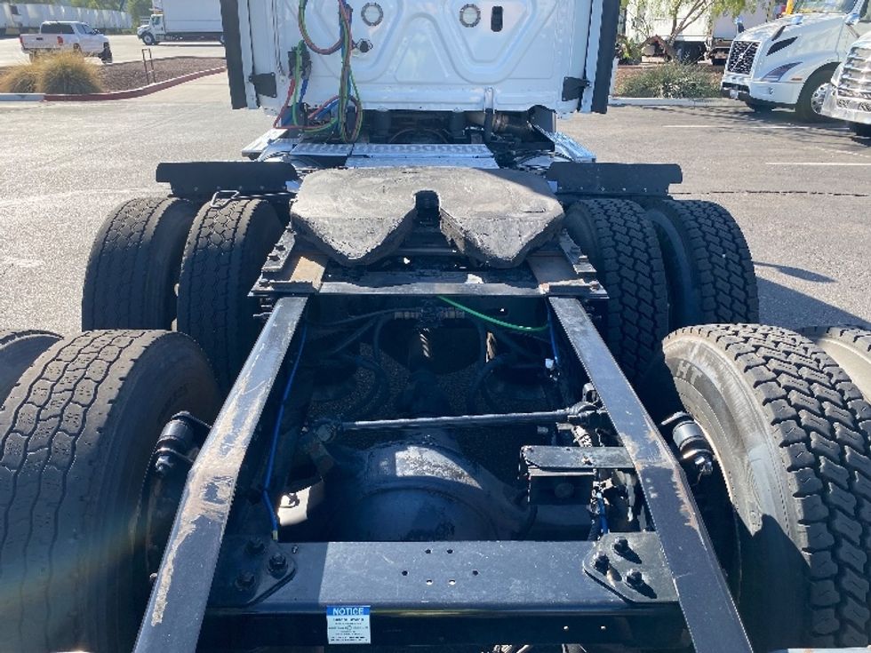 Day Cab Tractor-Heavy Duty Tractors-Freightliner-2021-T11664ST-Phoenix-AZ-474,823\n\t\tmiles-$ 49,500 - Image 6