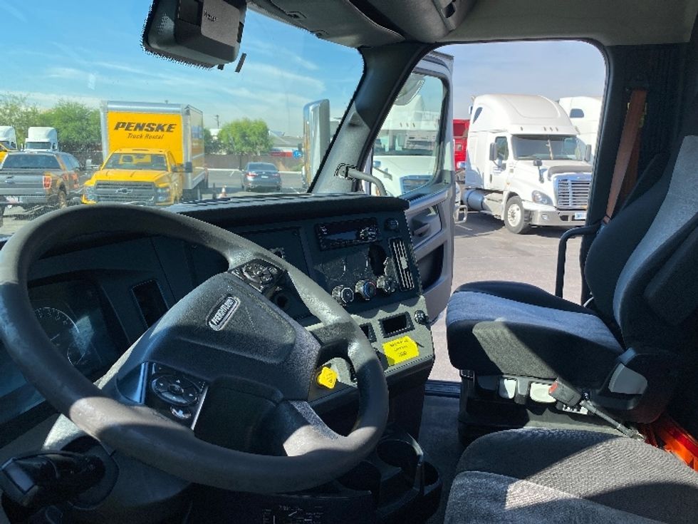 Day Cab Tractor-Heavy Duty Tractors-Freightliner-2021-T11664ST-Phoenix-AZ-495,623\n\t\tmiles-$ 47,250 - Image 10