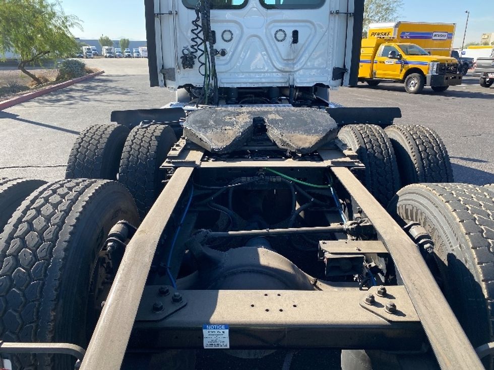 Day Cab Tractor-Heavy Duty Tractors-Freightliner-2021-T11664ST-Phoenix-AZ-495,623\n\t\tmiles-$ 47,250 - Image 6