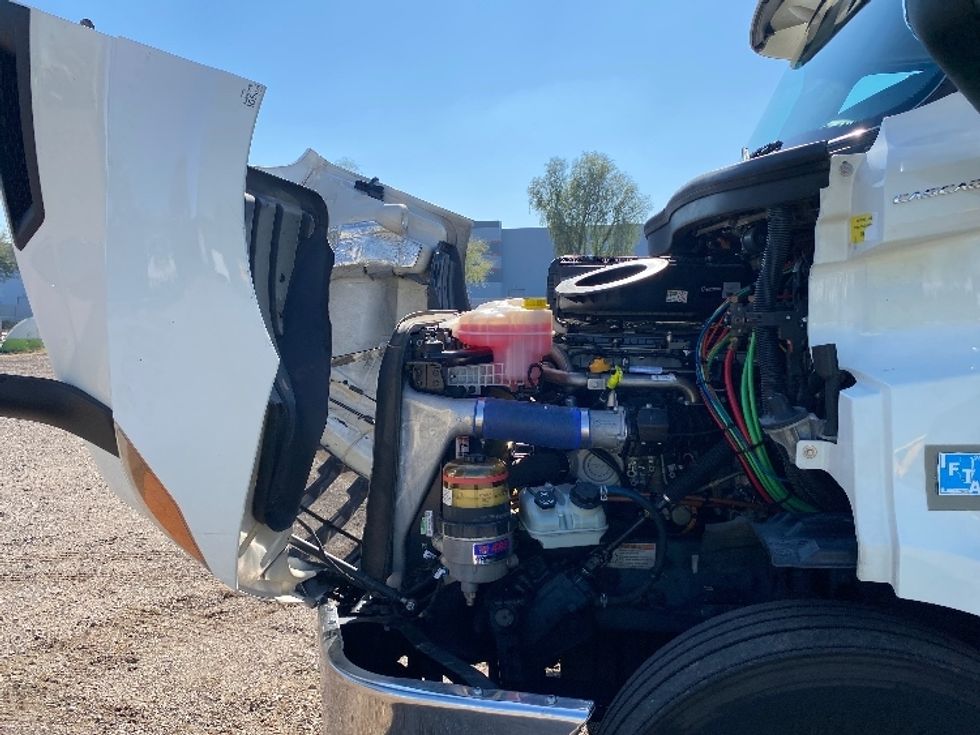 Day Cab Tractor-Heavy Duty Tractors-Freightliner-2021-T11664ST-Phoenix-AZ-498,172\n\t\tmiles-$ 47,000 - Image 16