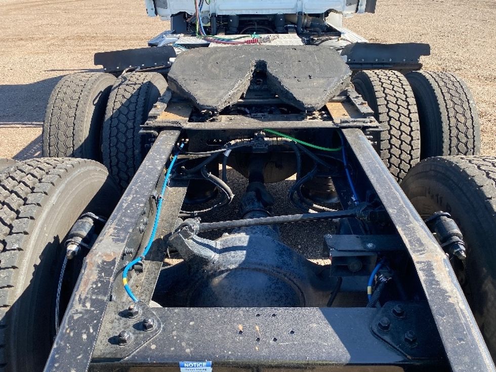 Day Cab Tractor-Heavy Duty Tractors-Freightliner-2021-T11664ST-Phoenix-AZ-498,172\n\t\tmiles-$ 47,000 - Image 6