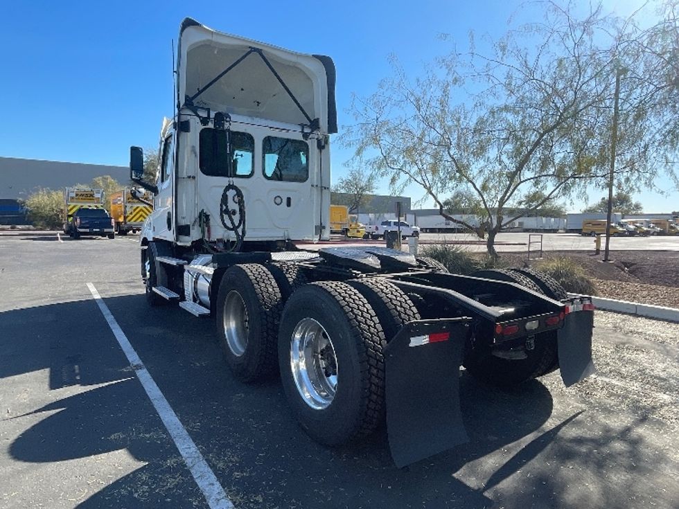 Day Cab Tractor-Heavy Duty Tractors-Freightliner-2021-T11664ST-Phoenix-AZ-499,730\n\t\tmiles-$ 47,750 - Image 5