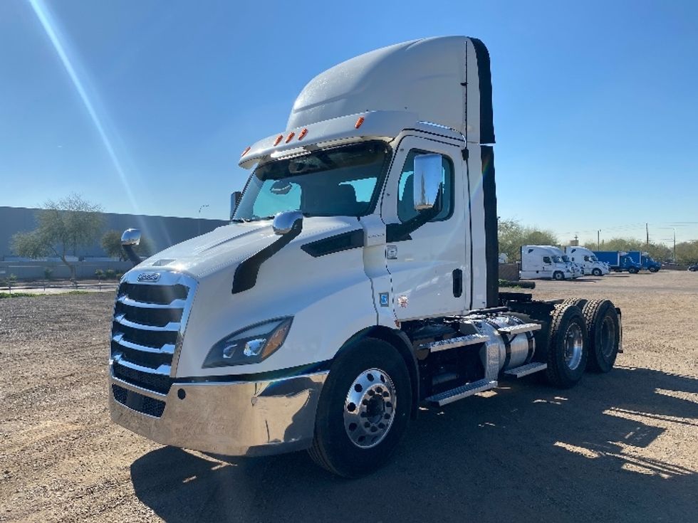 Day Cab Tractor-Heavy Duty Tractors-Freightliner-2021-T11664ST-Phoenix-AZ-532,146\n\t\tmiles-$ 43,500 - Image 3