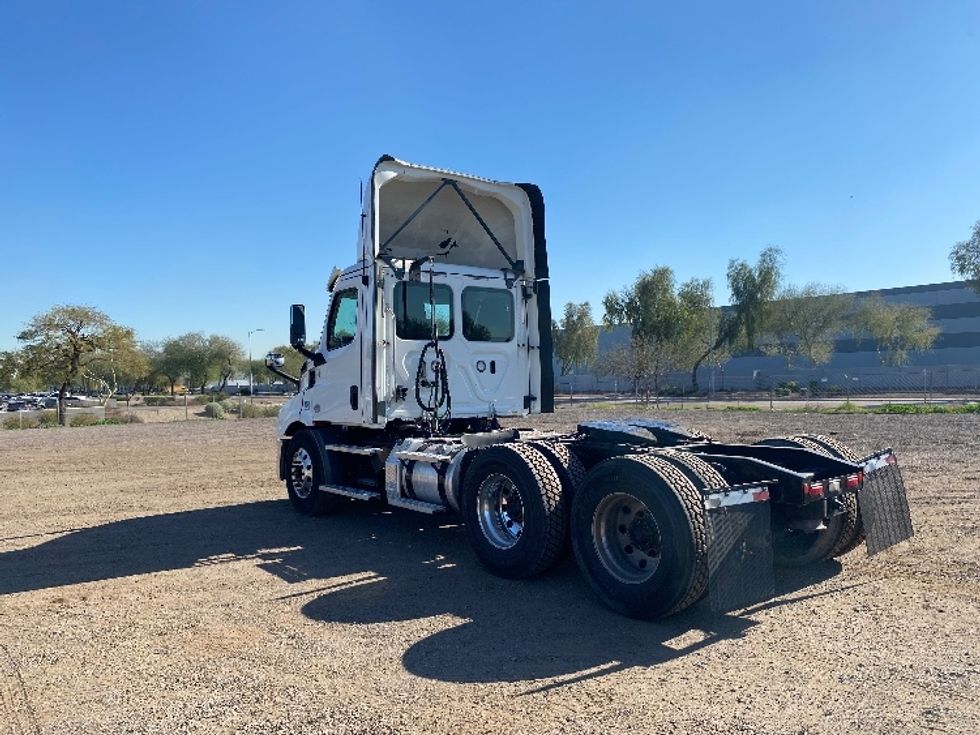 Day Cab Tractor-Heavy Duty Tractors-Freightliner-2021-T11664ST-Phoenix-AZ-532,146\n\t\tmiles-$ 43,500 - Image 5