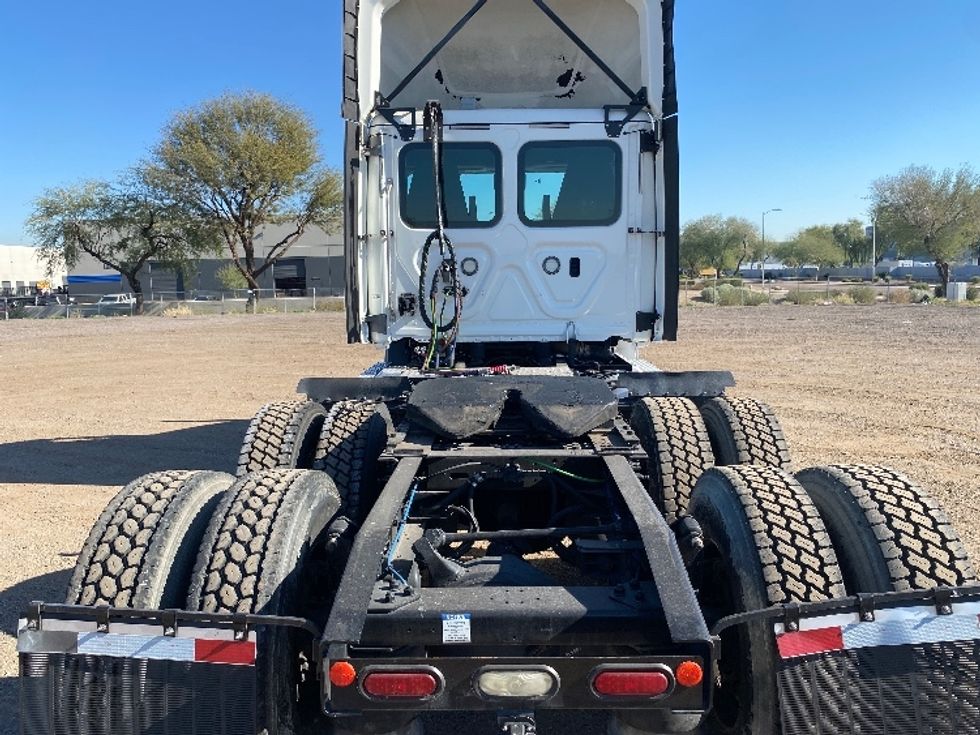 Day Cab Tractor-Heavy Duty Tractors-Freightliner-2021-T11664ST-Phoenix-AZ-532,146\n\t\tmiles-$ 43,500 - Image 6
