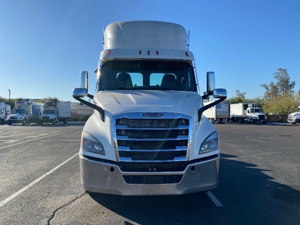 Day Cab Tractor-Heavy Duty Tractors-Freightliner-2021-T11664ST-Phoenix-AZ-537,475\n\t\tmiles-$ 43,000 - Image 2