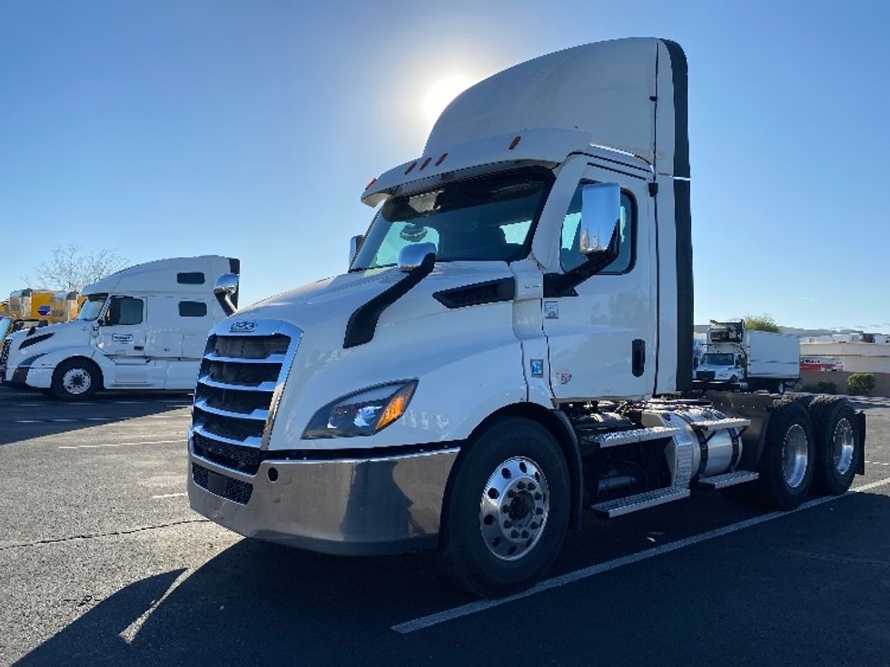 Day Cab Tractor-Heavy Duty Tractors-Freightliner-2021-T11664ST-Phoenix-AZ-537,475\n\t\tmiles-$ 43,000 - Image 3
