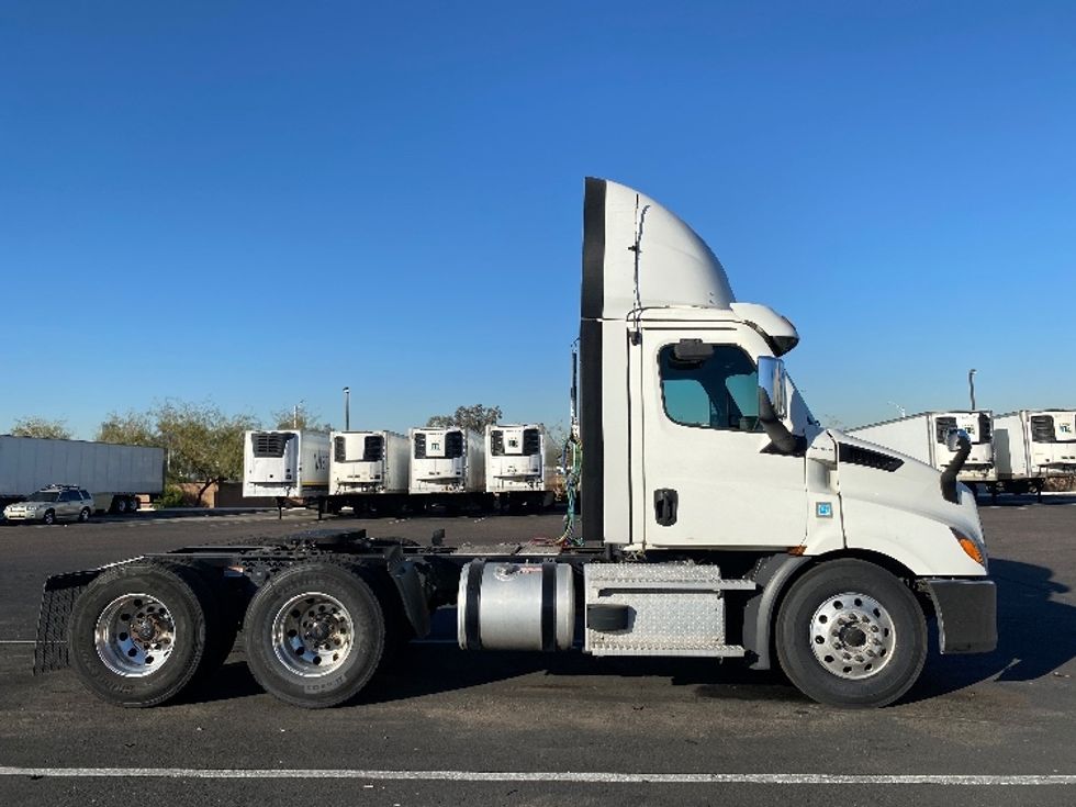 Day Cab Tractor-Heavy Duty Tractors-Freightliner-2021-T11664ST-Phoenix-AZ-537,475\n\t\tmiles-$ 43,000 - Image 8