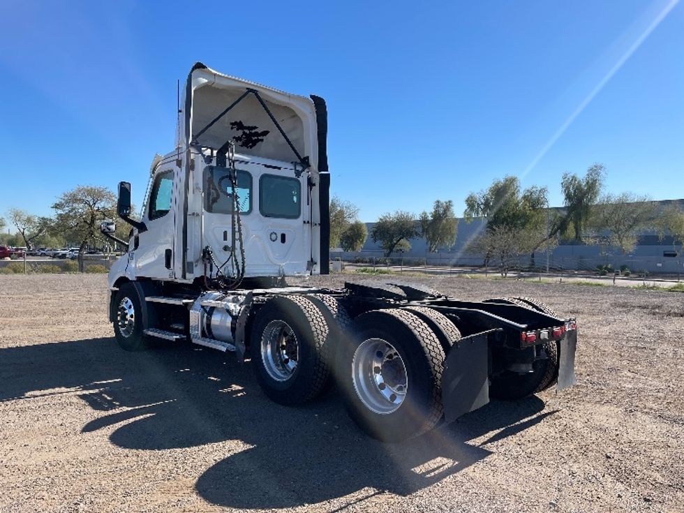Day Cab Tractor-Heavy Duty Tractors-Freightliner-2021-T11664ST-Phoenix-AZ-559,957\n\t\tmiles-$ 40,750 - Image 5