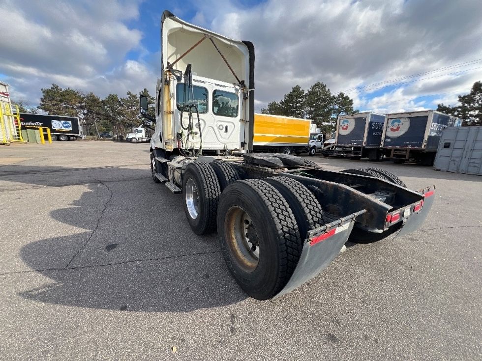 Day Cab Tractor-Heavy Duty Tractors-Freightliner-2021-T11664ST-Plymouth-MI-259,505\n\t\tmiles-$ 61,000 - Image 5