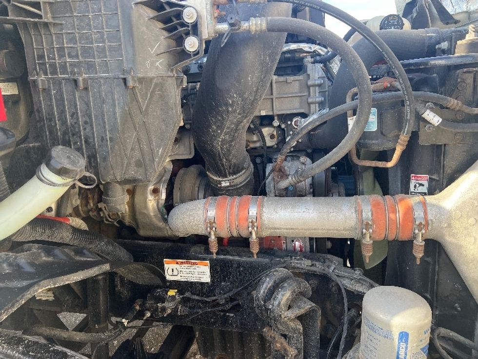 Day Cab Tractor-Heavy Duty Tractors-Freightliner-2021-T11664ST-Plymouth-MI-360,616\n\t\tmiles-$ 55,500 - Image 15