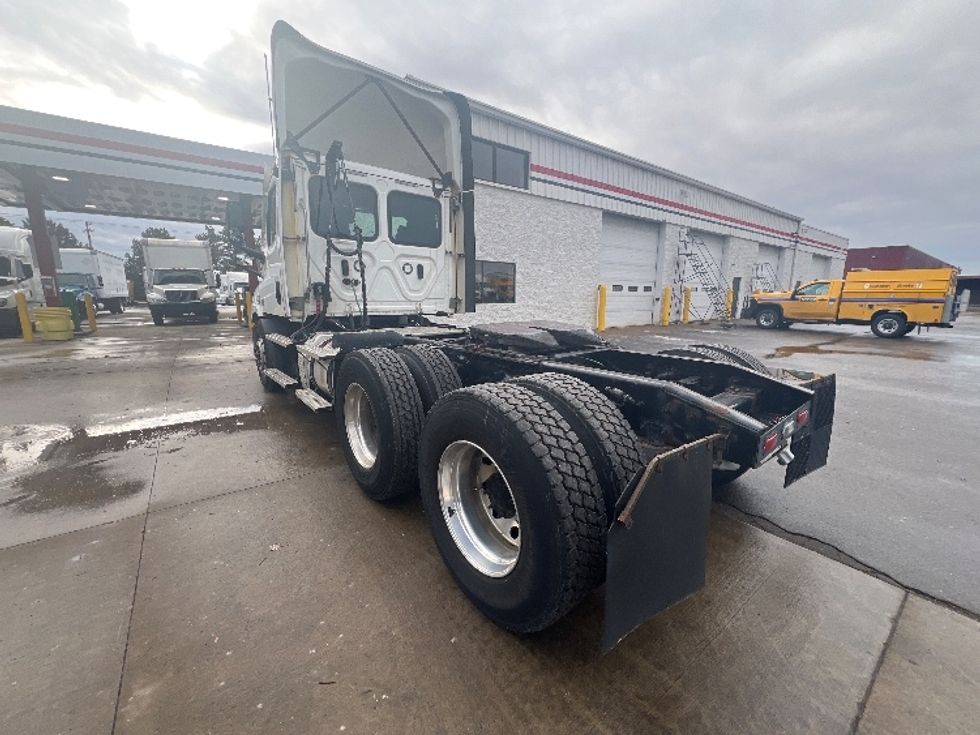 Day Cab Tractor-Heavy Duty Tractors-Freightliner-2021-T11664ST-Plymouth-MI-361,963\n\t\tmiles-$ 53,750 - Image 5