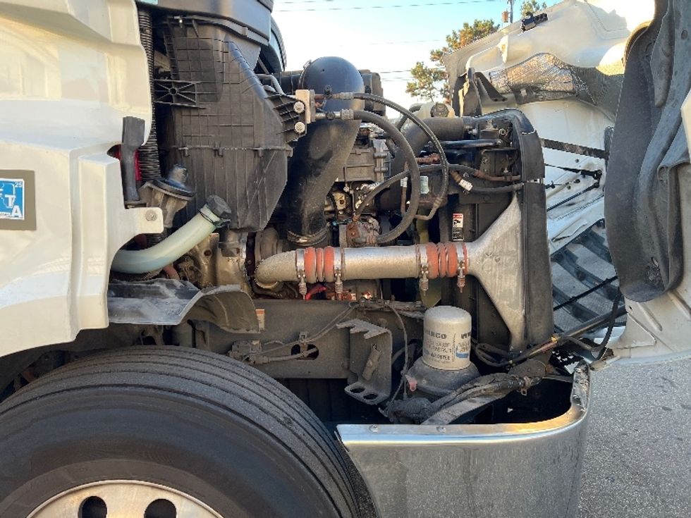 Day Cab Tractor-Heavy Duty Tractors-Freightliner-2021-T11664ST-Plymouth-MI-365,325\n\t\tmiles-$ 55,000 - Image 15