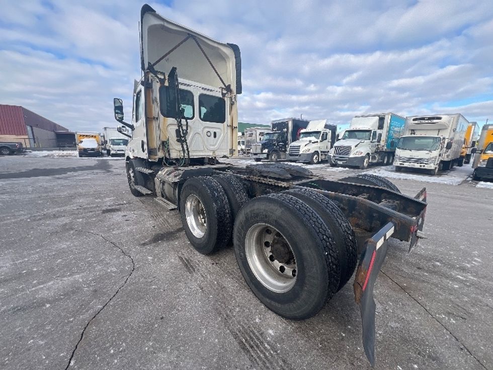Day Cab Tractor-Heavy Duty Tractors-Freightliner-2021-T11664ST-Plymouth-MI-378,796\n\t\tmiles-$ 53,750 - Image 5