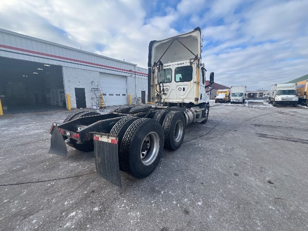 Day Cab Tractor-Heavy Duty Tractors-Freightliner-2021-T11664ST-Plymouth-MI-378,796\n\t\tmiles-$ 53,750 - Image 7