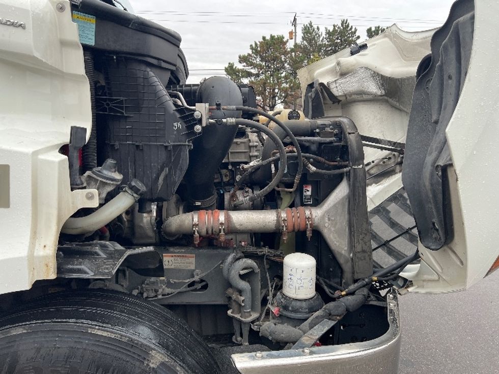 Day Cab Tractor-Heavy Duty Tractors-Freightliner-2021-T11664ST-Plymouth-MI-396,819\n\t\tmiles-$ 51,750 - Image 15