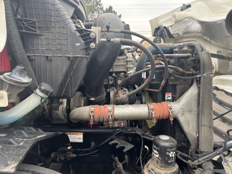 Day Cab Tractor-Heavy Duty Tractors-Freightliner-2021-T11664ST-Plymouth-MI-413,529\n\t\tmiles-$ 50,750 - Image 15