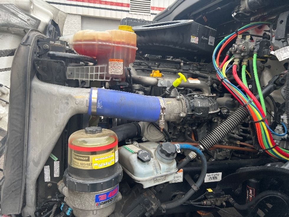 Day Cab Tractor-Heavy Duty Tractors-Freightliner-2021-T11664ST-Plymouth-MI-413,529\n\t\tmiles-$ 50,750 - Image 16