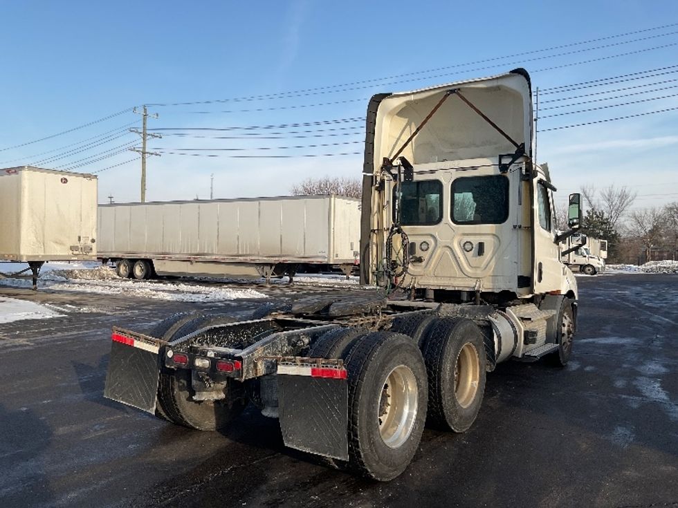 Day Cab Tractor-Heavy Duty Tractors-Freightliner-2021-T11664ST-Plymouth-MI-434,266\n\t\tmiles-$ 48,000 - Image 7