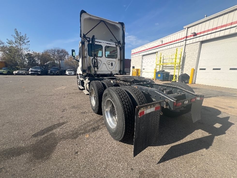 Day Cab Tractor-Heavy Duty Tractors-Freightliner-2021-T11664ST-Plymouth-MI-475,737\n\t\tmiles-$ 45,000 - Image 5