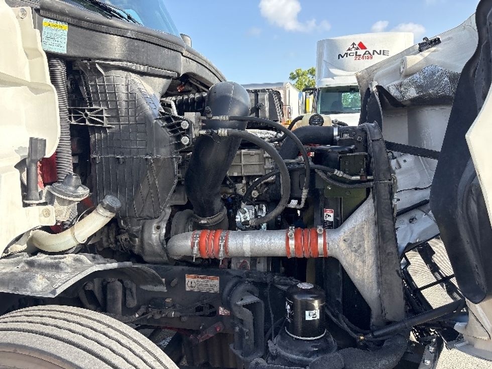 Day Cab Tractor-Heavy Duty Tractors-Freightliner-2021-T11664ST-Pompano Beach-FL-249,334\n\t\tmiles-$ 66,000 - Image 15