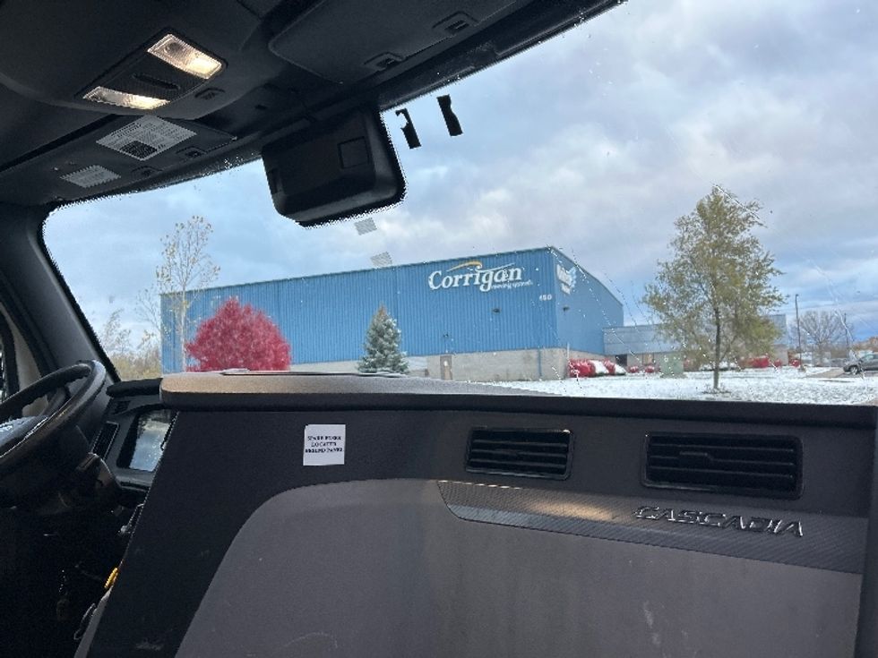 Day Cab Tractor-Heavy Duty Tractors-Freightliner-2021-T11664ST-Rochester-NY-280,118\n\t\tmiles-$ 57,000 - Image 13